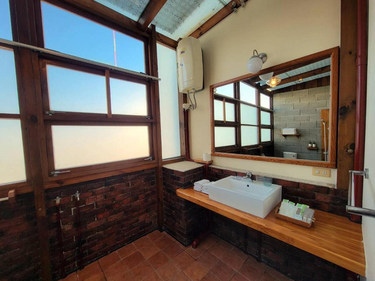 Railway Villa T'ai-tung Eksteriør billede
